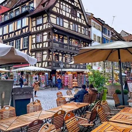 Hyper Centre 2p De 30m2