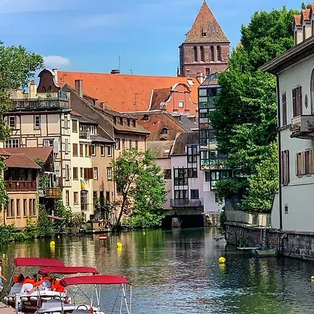 Hyper Centre 2p De 30m2 *