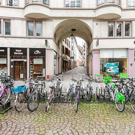 Hyper Centre 2p De 30m2 *